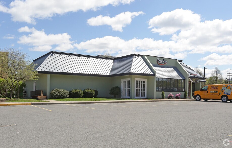 More Photos Of 1343 Central Ave, Colonie Restaurant For Sale