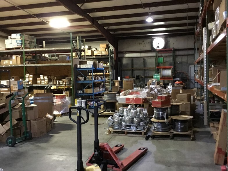 More Photos Of 5612 6th St W, Lehigh Acres Warehouse For Lease