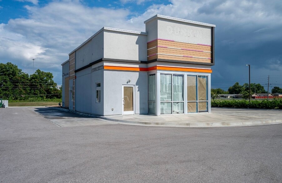 More Photos Of 10249 E 41st St, Tulsa Fast Food For Lease