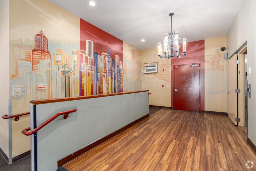 More Photos Of 222 SW Pine St, Portland Apartments For Sale