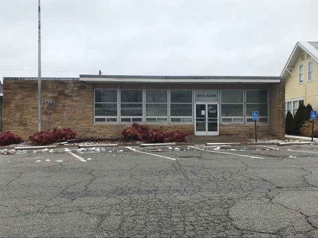 Primary Photo Of 201 E Allen St, Wentzville Post Office For Sale