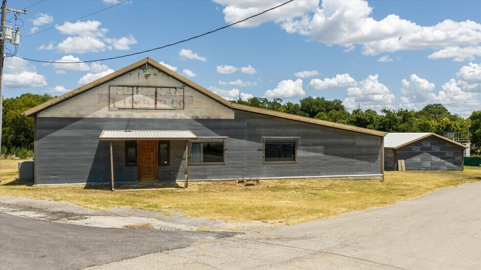 More Photos Of 301 S Main, Meridian Industrial For Sale