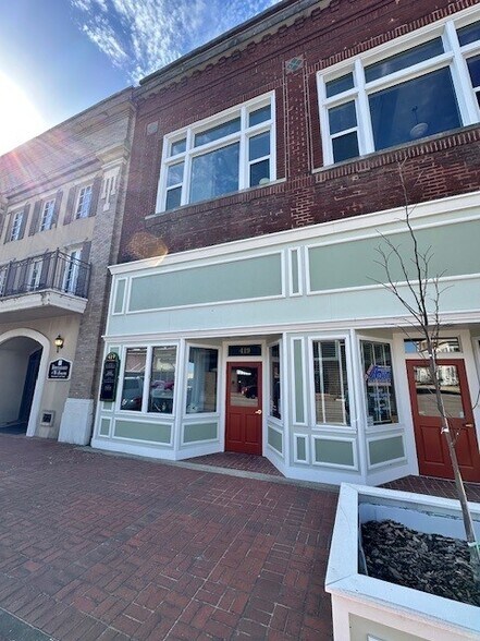 More Photos Of 419 W Broadway St, Muskogee Office For Sale