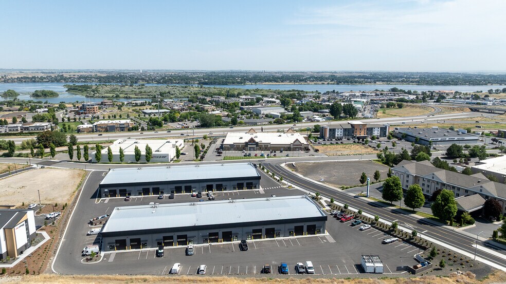 More Photos Of 1333 Tapteal Dr, Richland Warehouse For Lease