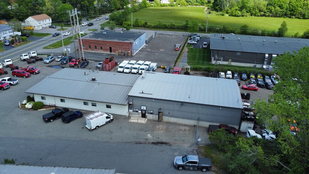 More Photos Of 790 W Chestnut St, Brockton Service For Sale