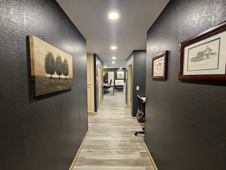 More Photos Of 521 E Ocean Ave, Lompoc Office Residential For Sale