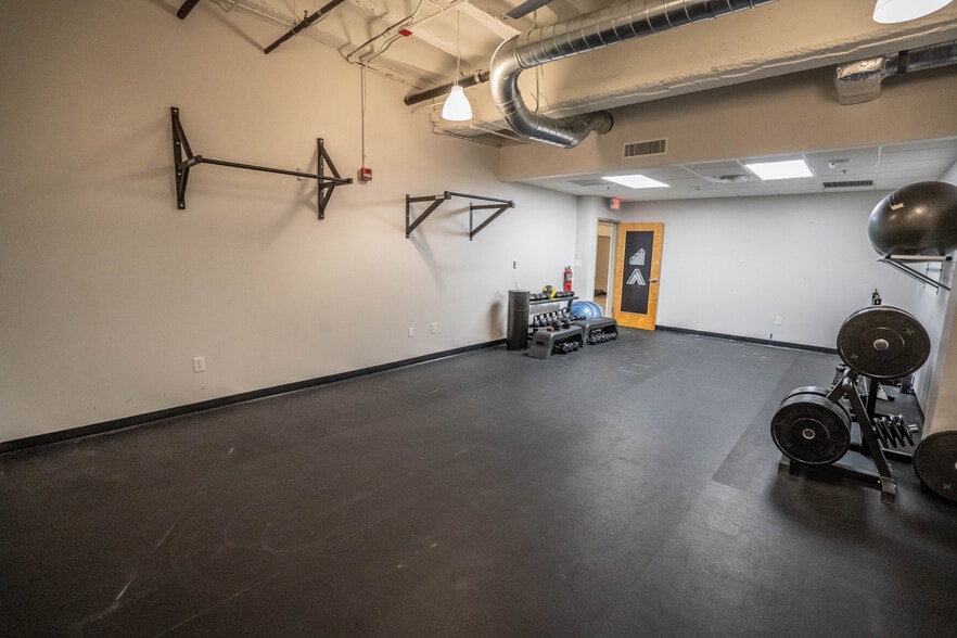 More Photos Of 101-103 W Main St, Durham Office For Sale