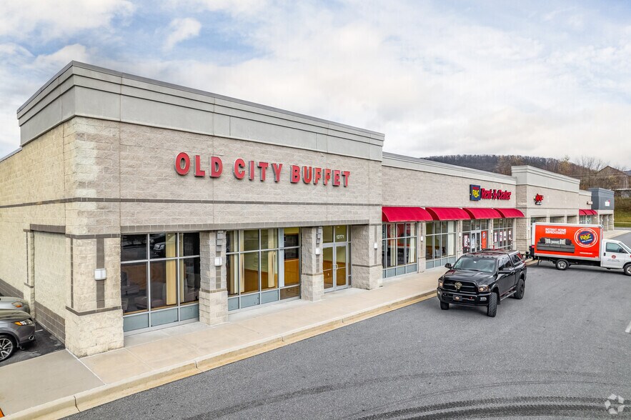 More Photos Of Rouzerville Commons St @ Washington TWP Blvd, Waynesboro Unknown For Lease