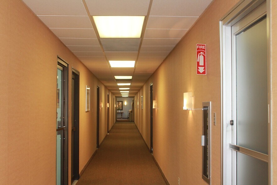 More Photos Of 80 Washington St, Poughkeepsie Office For Lease