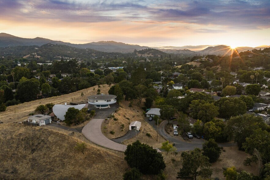 More Photos Of 4 Harkle Rd, Novato Manufactured Housing Mobile Home Park For Sale