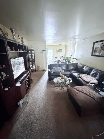More Photos Of 19143 Berg Rd, Detroit Apartments For Sale