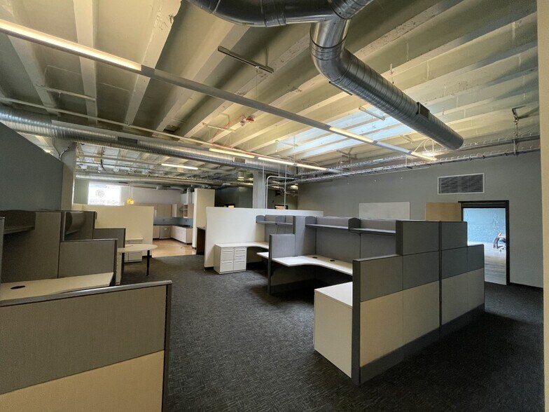 More Photos Of 1720 Wyandotte St, Kansas City Office For Lease