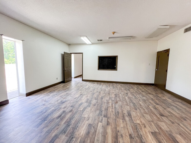 More Photos Of , Hammond Unknown For Sale