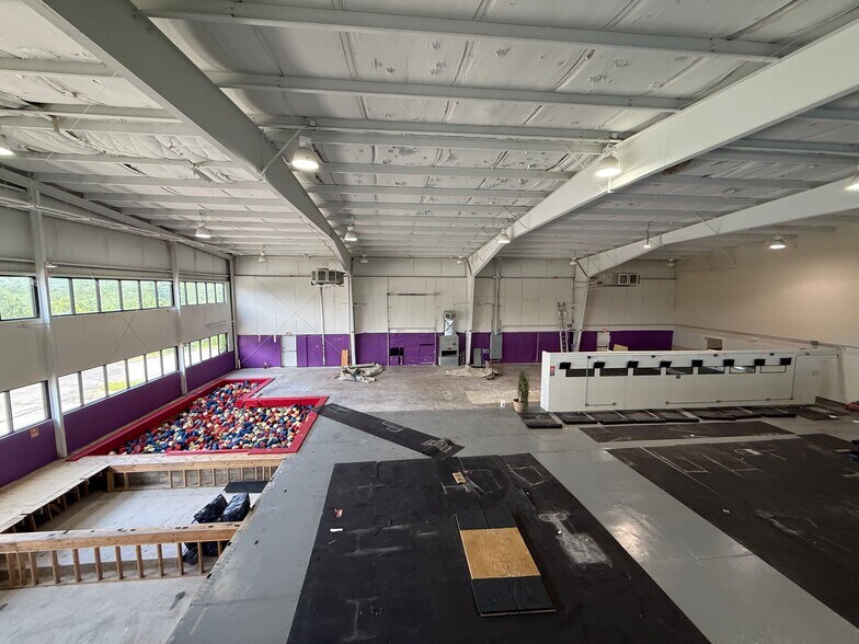 More Photos Of 175 Industrial Park Dr, Hollister Industrial For Sale