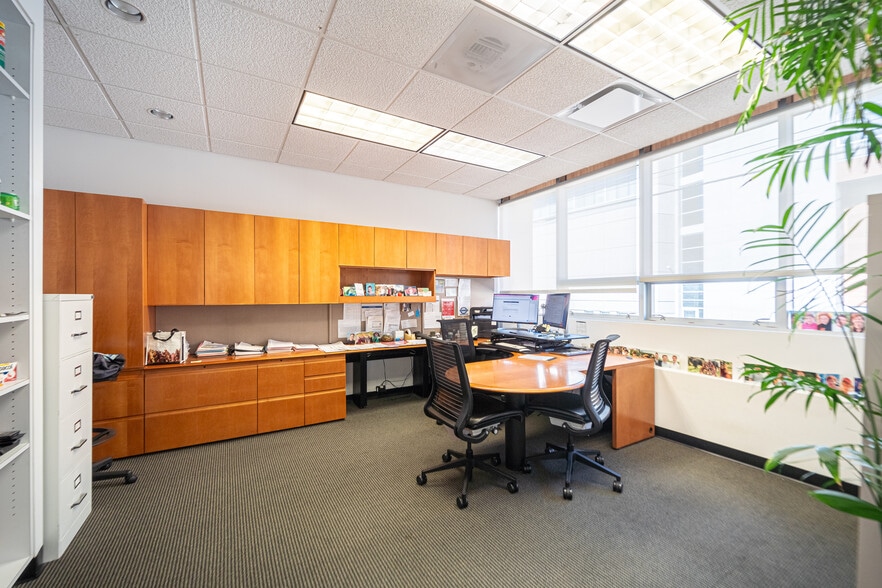 More Photos Of 409-411 Manville Rd, Pleasantville Medical For Sale