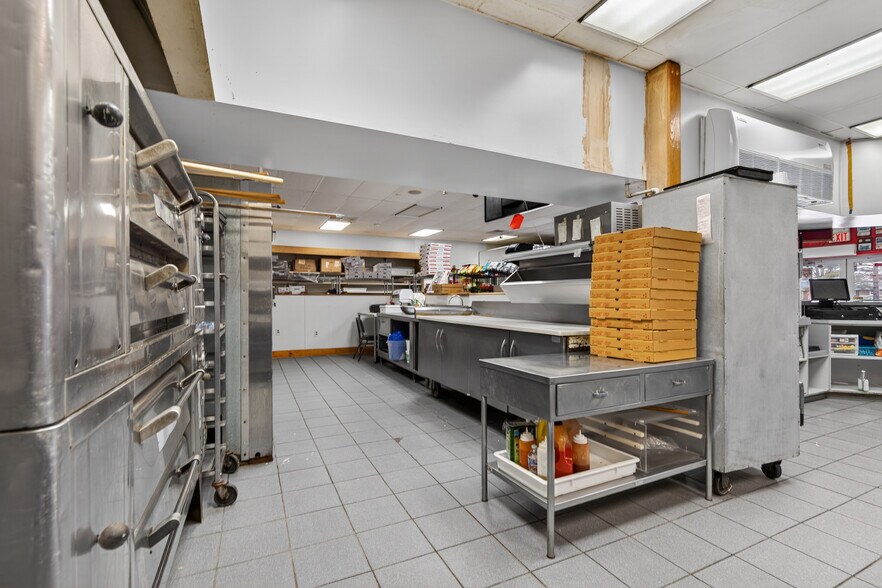 More Photos Of 173 County Road 526, Allentown Office For Sale