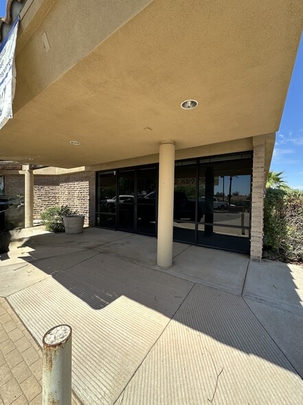 More Photos Of 5030 E Warner Rd, Phoenix Storefront Retail Office For Lease