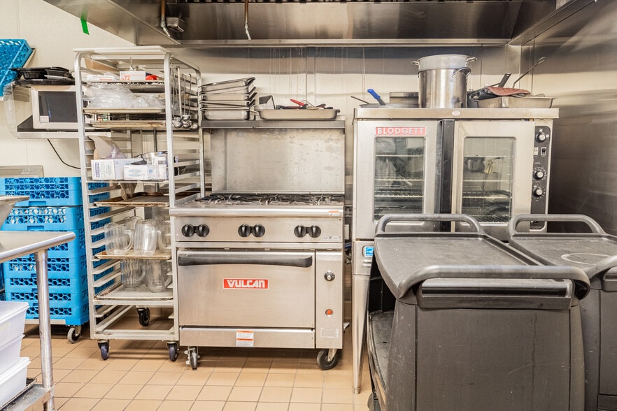 More Photos Of 110 Free St, Portland Medical For Sale