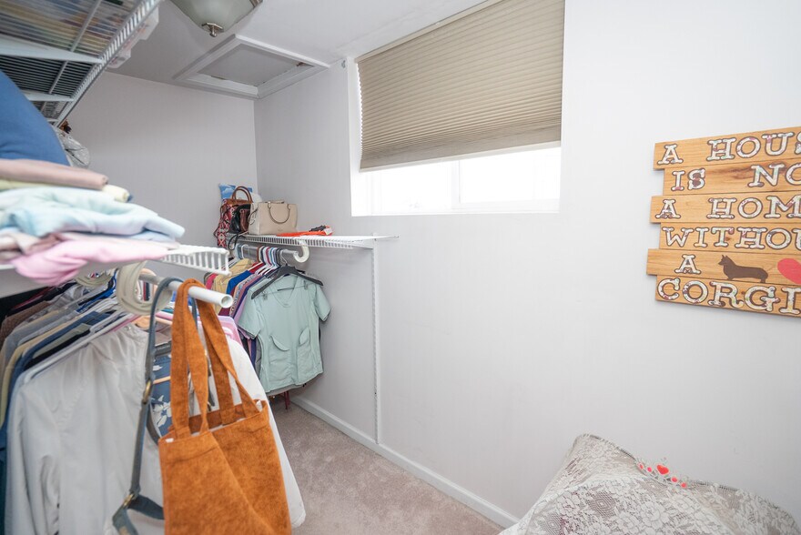 More Photos Of 596 Busha Hwy, Marysville Bar For Sale