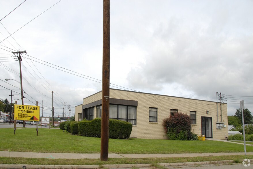 More Photos Of 679 Main St, Johnson City Medical For Sale