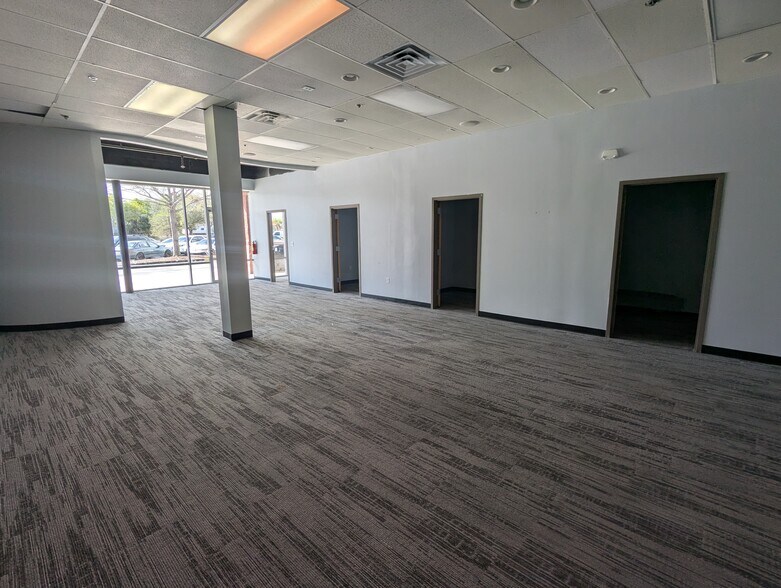 More Photos Of 602-624 Barnes Blvd, Rockledge Unknown For Lease