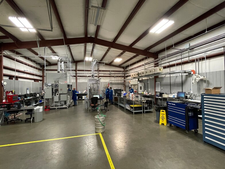 More Photos Of 2061 Magnolia Dr, Pasadena Industrial For Sale