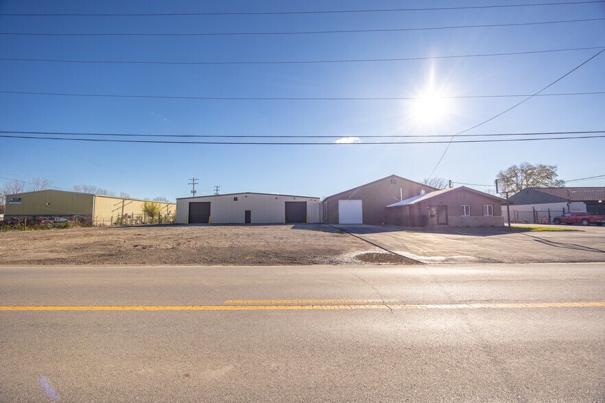 More Photos Of 1091 Stimmel Rd, Columbus Manufacturing For Lease