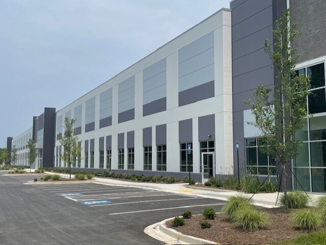 Primary Photo Of Greenway Commerce Center, Tyrone Unknown For Lease