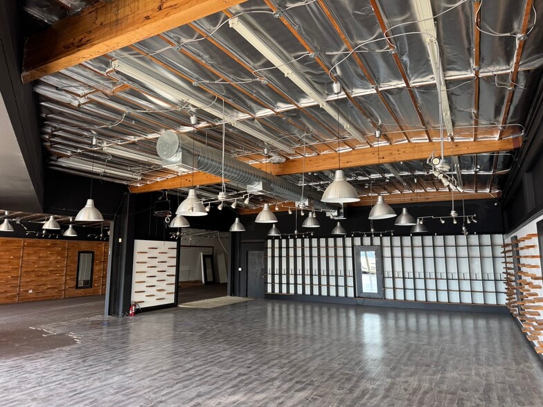 More Photos Of 13161-13245 Harbor Blvd, Garden Grove Restaurant For Lease