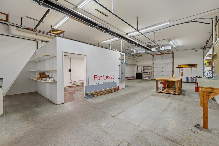 More Photos Of 5955 Mt Rushmore Rd, Rapid City Storefront Retail Office For Sale