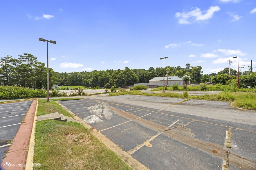 More Photos Of 111 Holiday Dr N, Macon Land For Sale