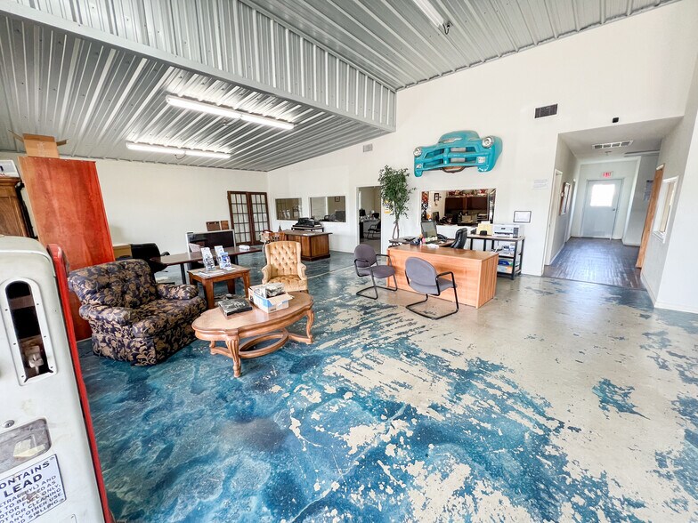 More Photos Of 1307 US-84, Coleman Warehouse For Sale