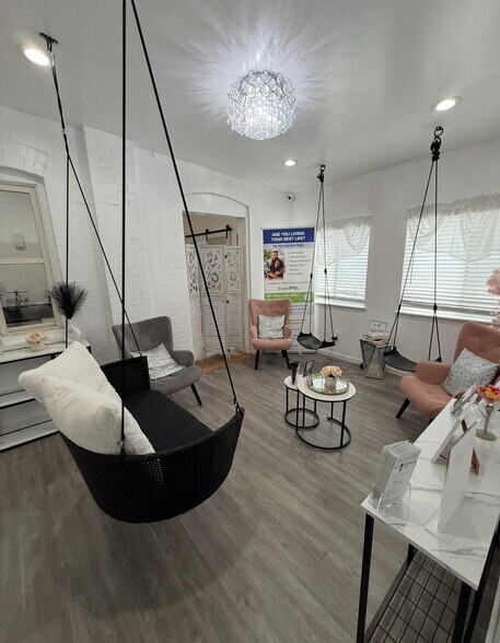 More Photos Of 2871-2875 N Speer Blvd, Denver Coworking Space