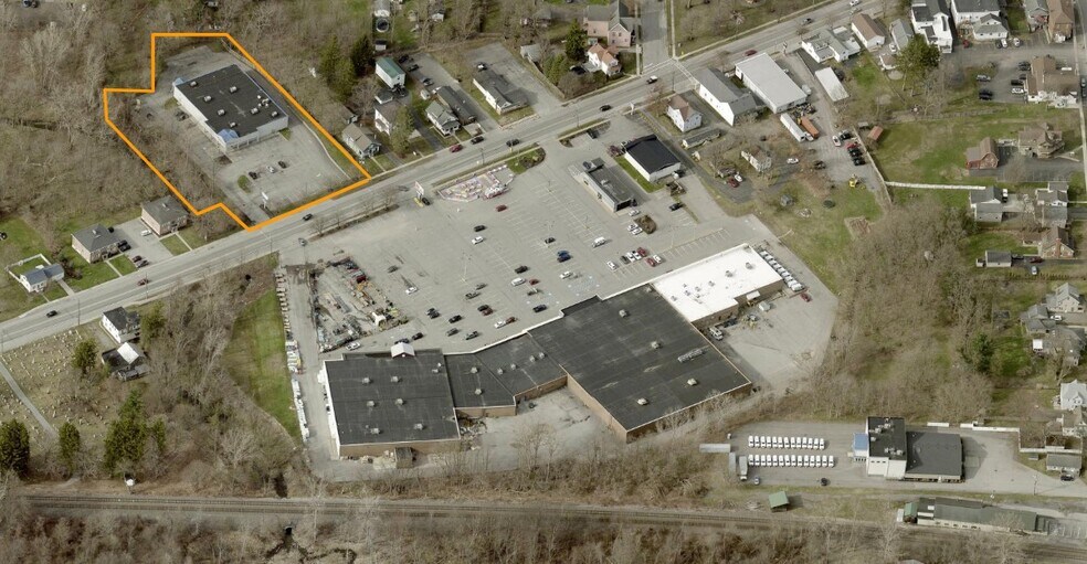 More Photos Of 13090 Broadway St, Alden Drugstore For Sale