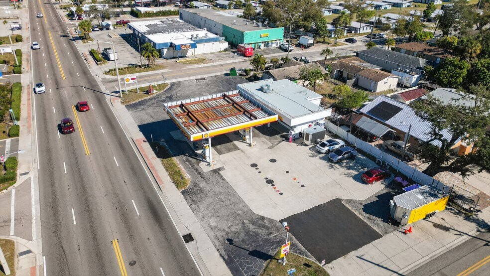 More Photos Of 1240 8th Ave W, Palmetto Service Station For Sale