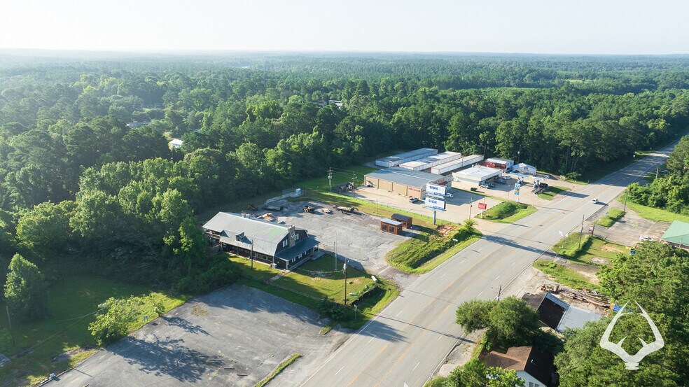 More Photos Of 205 N Wheeler Rd, Colmesneil Office For Sale