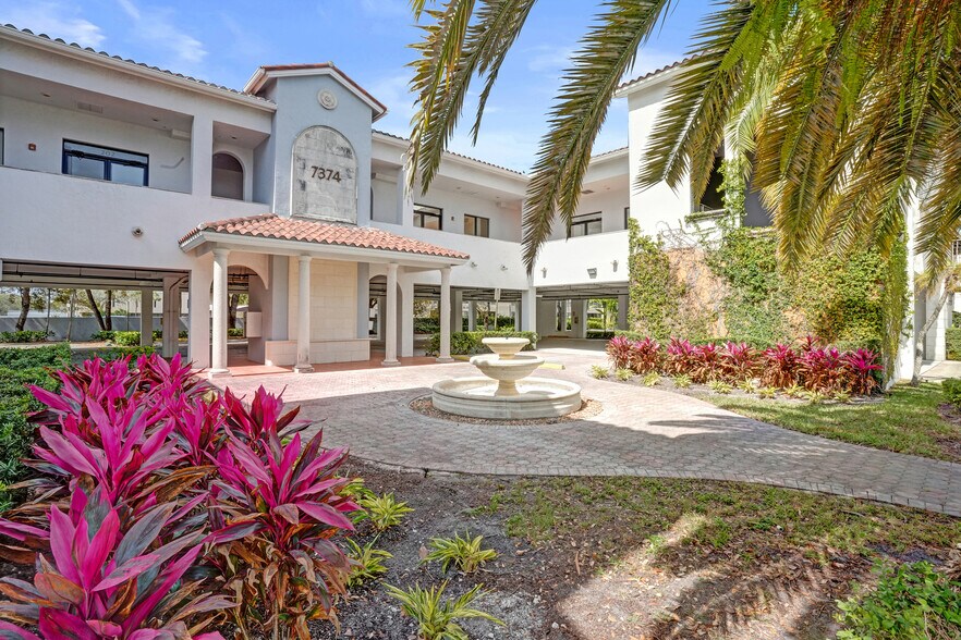 More Photos Of 7374 SW 93rd Ave, Miami Office For Sale