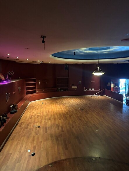 More Photos Of 3565 Geary Blvd, San Francisco Storefront For Lease