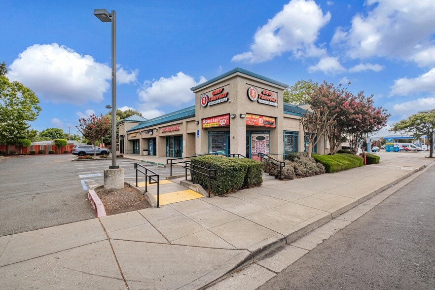 Primary Photo Of 26960 Hesperian Blvd, Hayward Unknown For Lease