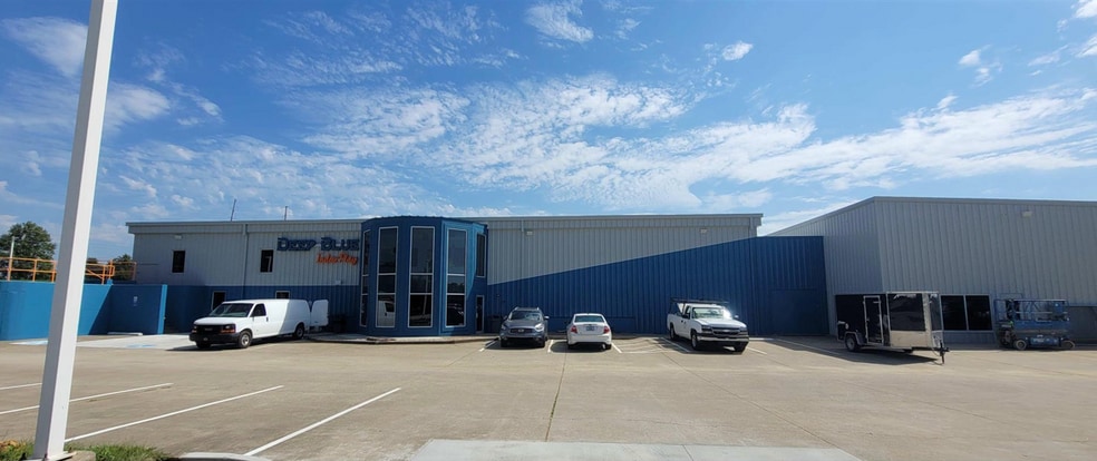 More Photos Of 6301 Old Boonville Hwy, Evansville Warehouse For Sale