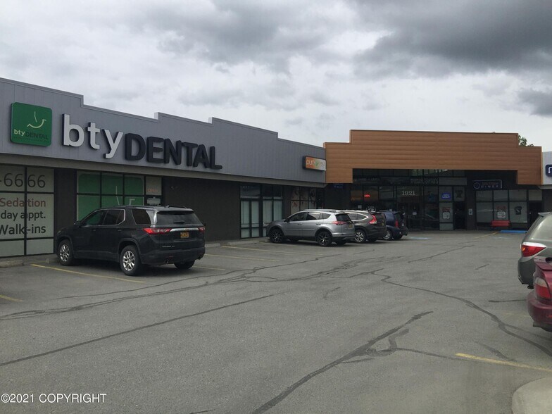 More Photos Of 1921 W Dimond Blvd, Anchorage General Retail For Lease