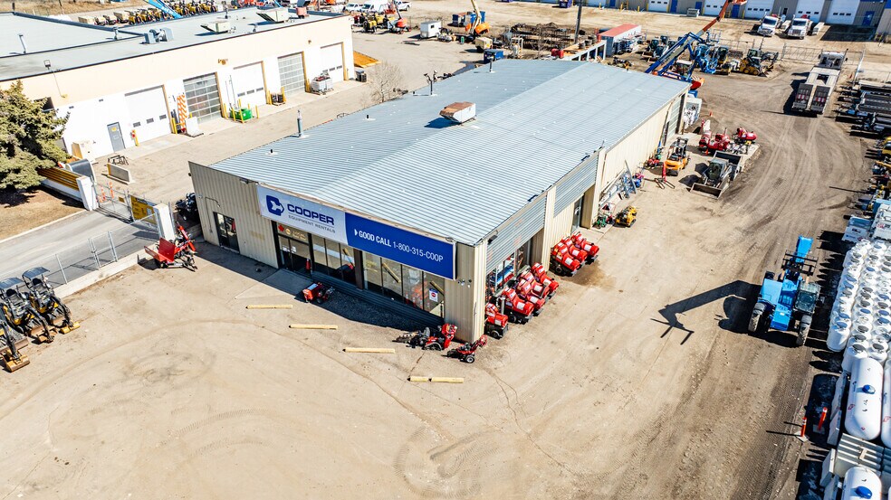 More Photos Of 7895 50 Av, Red Deer Warehouse For Sale