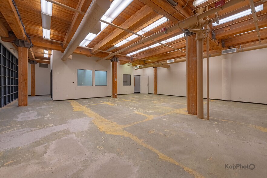 More Photos Of 819 S Wabash Ave, Chicago Loft Creative Space For Lease