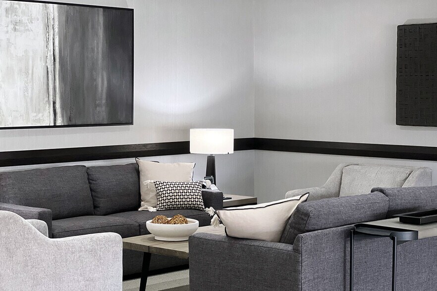 More Photos Of 26677 W 12 Mile Rd, Southfield Office For Sale