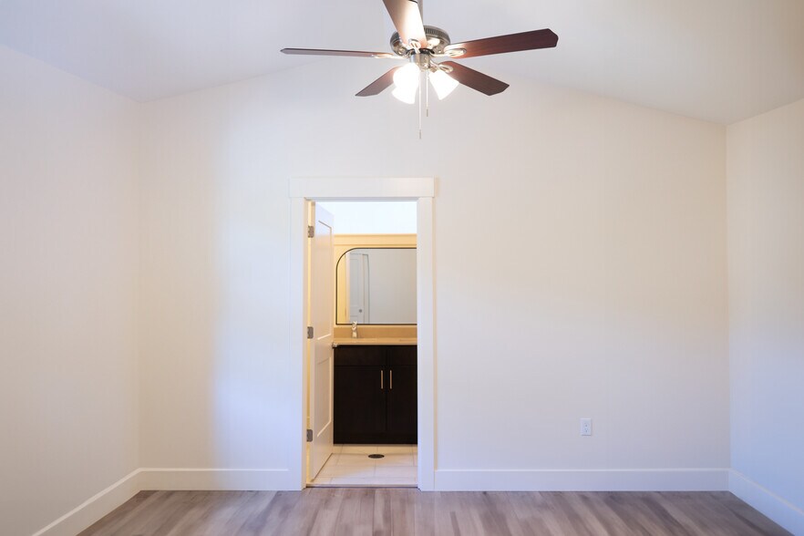 More Photos Of 325 S Idaho St, Portland Multifamily For Sale