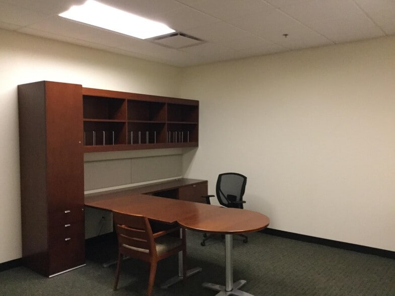 More Photos Of 1455 S Barrington Rd, Barrington Self Storage For Lease