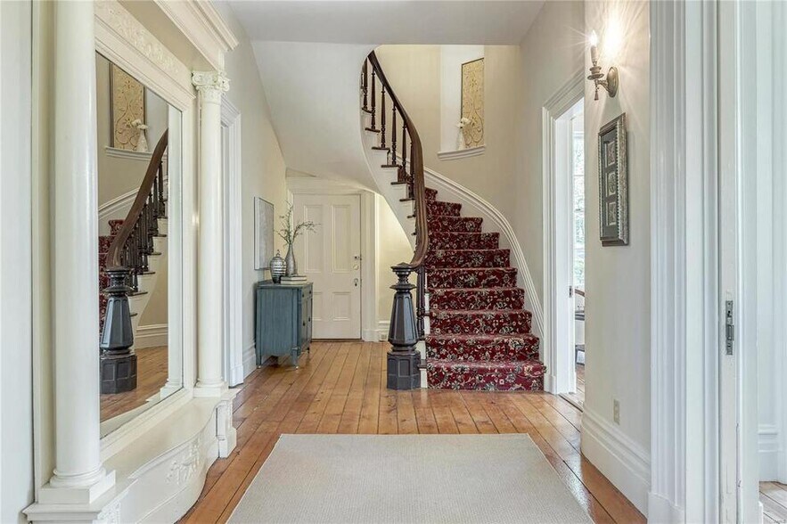 More Photos Of 11475 Lilac Ave, Saint Louis Specialty For Sale