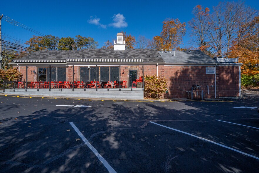 More Photos Of 445 E Main St, Mount Kisco Freestanding For Sale