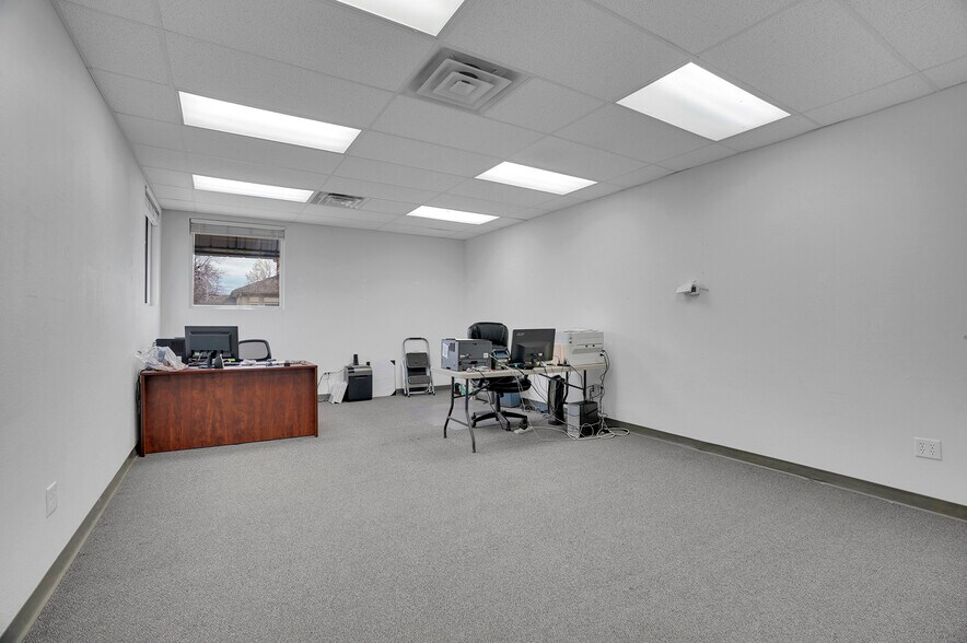 More Photos Of 211 E Simpson St, Lafayette General Retail For Sale