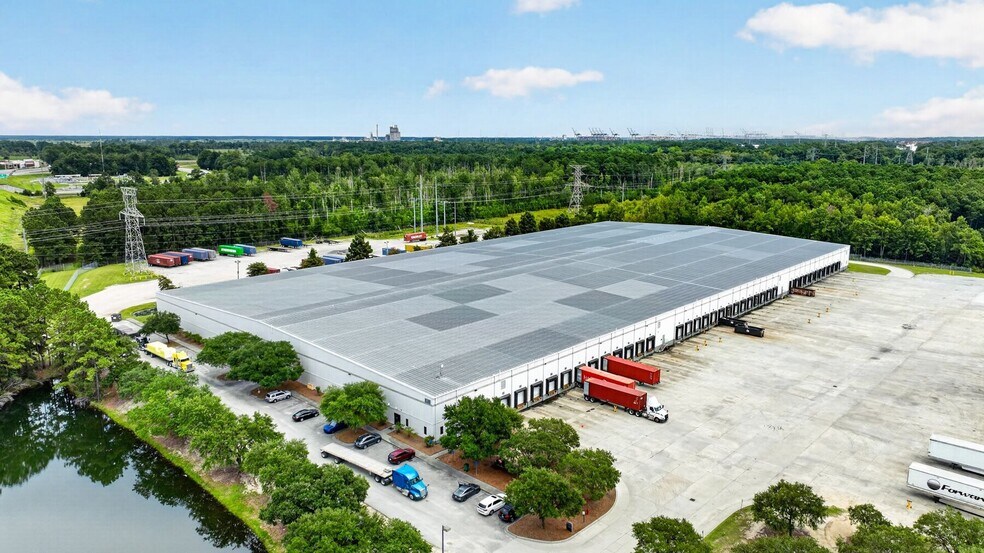 More Photos Of 235 Jimmy Deloach Pky, Savannah Distribution For Lease
